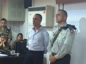 יצחק צדיק במסגרת פעילות פרויקט אמץ לוחם יחד למען החייל יצחק צדיק במסגרת פעילות פרויקט אמץ לוחם יחד למען החייל